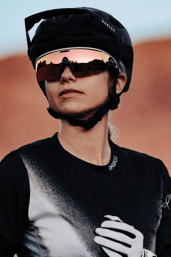 Oakley Meta Vanguard Sunglasses White - Prizm Rose Gold