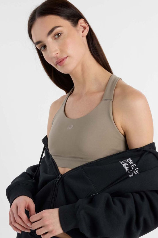 New Balance Womens Essential Train Sports Bra Dockside