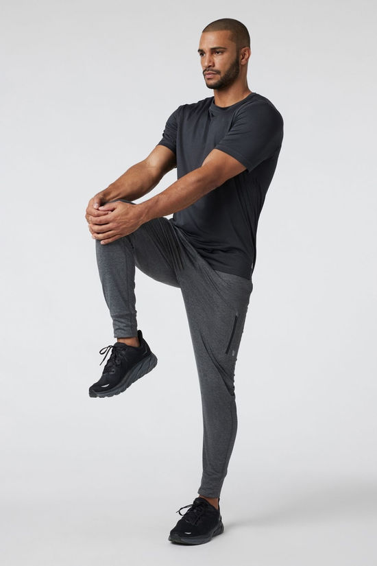 Vuori Mens Tradewind Performance 2.0 T-Shirt Black Heather